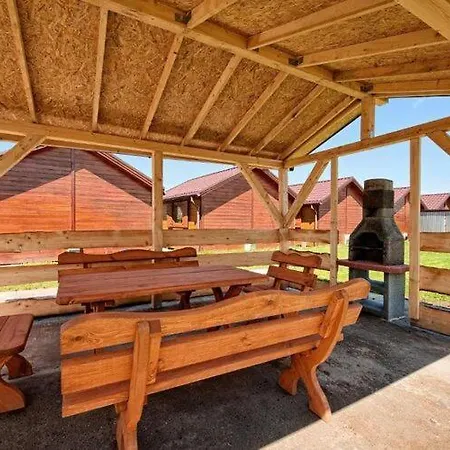 Comfortable Holiday Homes, Bobolin